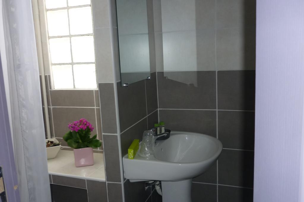 L'Hospitalet Saint Charles Hotell Montpellier Rum bild